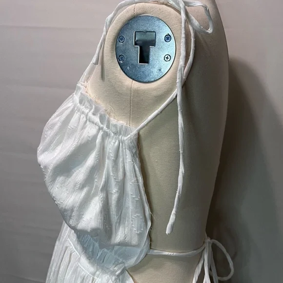 NWT Olia Sundress White Polka Dot Halter Open Back Dress Size Small Flirty - Picture 3 of 10